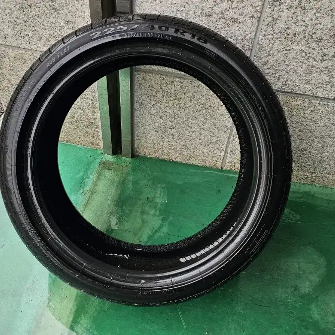 피렐리 Cinturato P7 225/40 R18 올시즌 런플랫 타이어