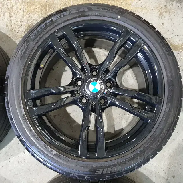 BMW F30 3,4시리즈 441M 18인치 순정 휠타이어 판매합니다