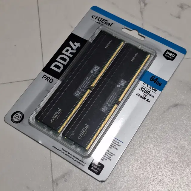 마이크론 ddr4 3200 64GB 방열판램 미개봉