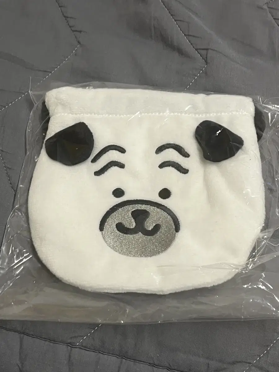 농담곰 퍼그 파우치