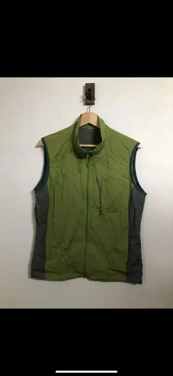 (100)K2 Vest Zip Up