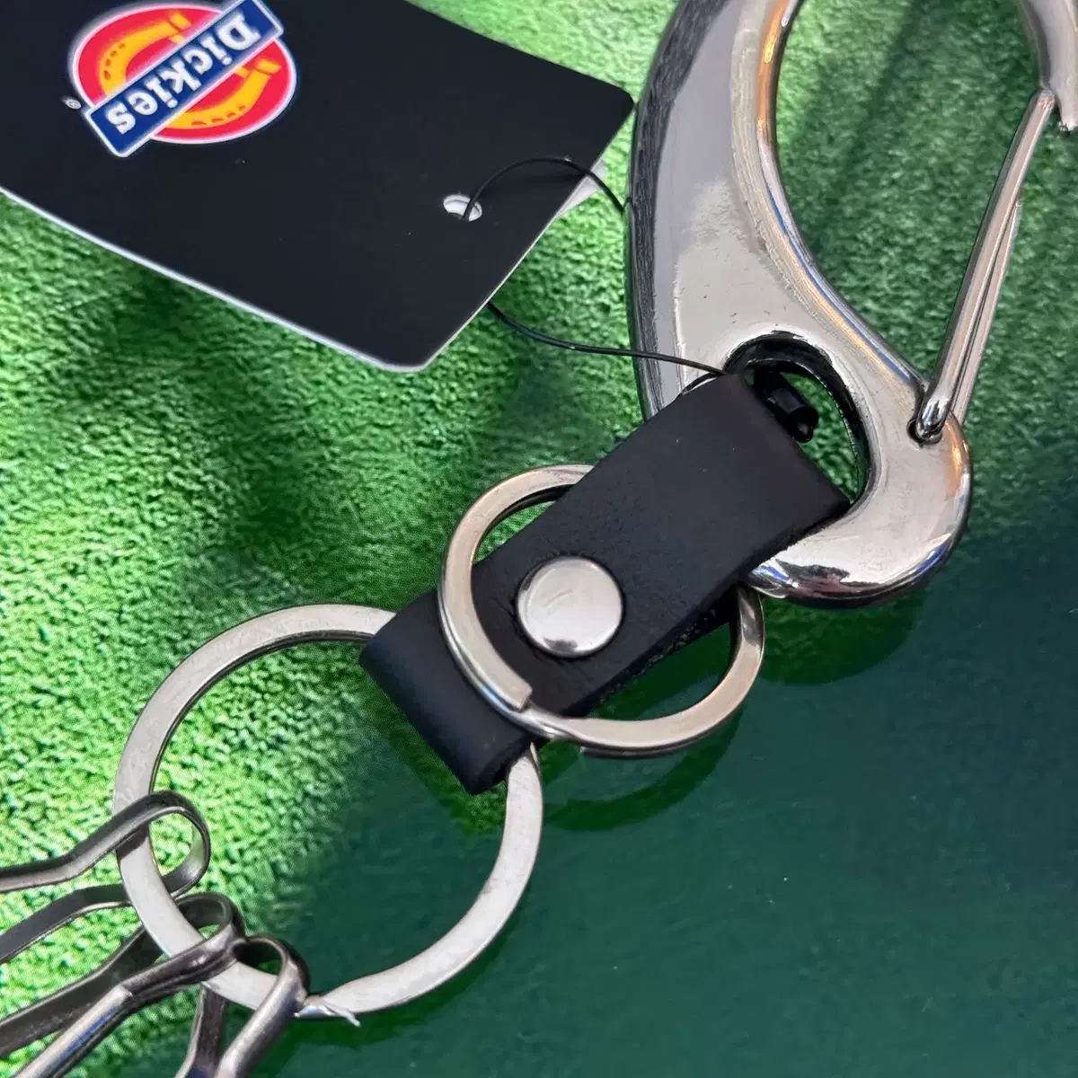 dickies huck carabiner 디키즈 후크 카라비너