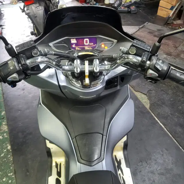 PCX21ABS 중고판매