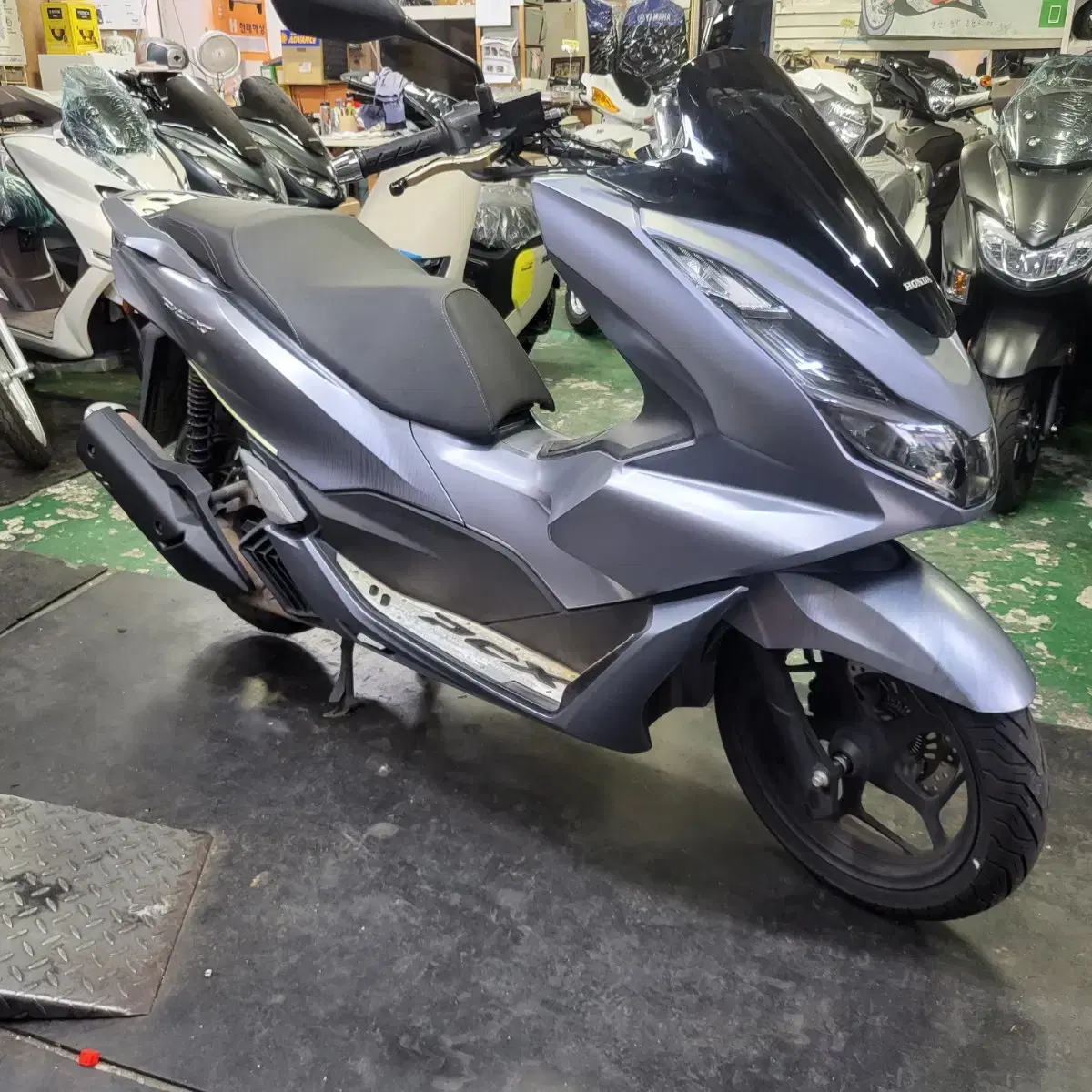 PCX21ABS 중고판매