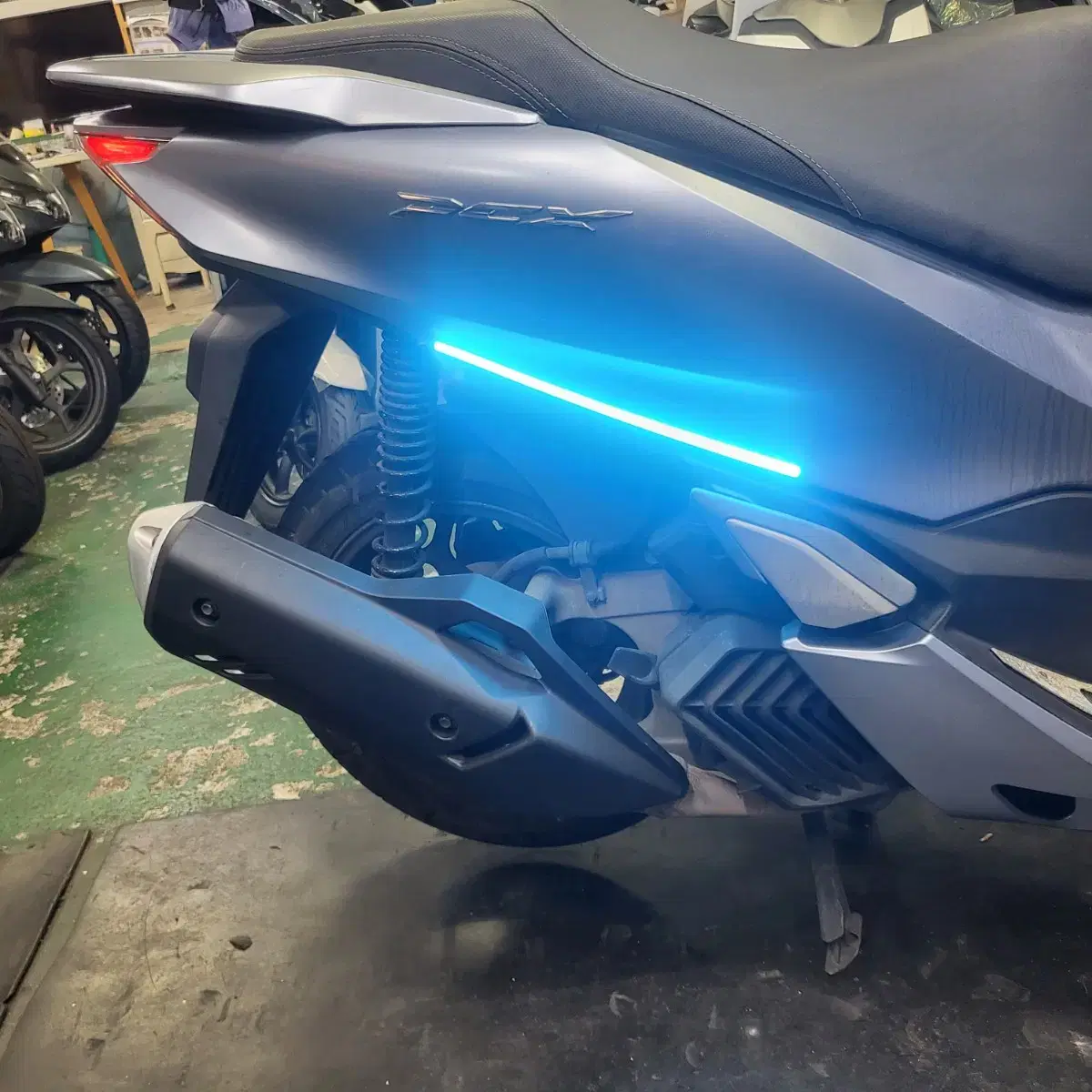 PCX21ABS 중고판매