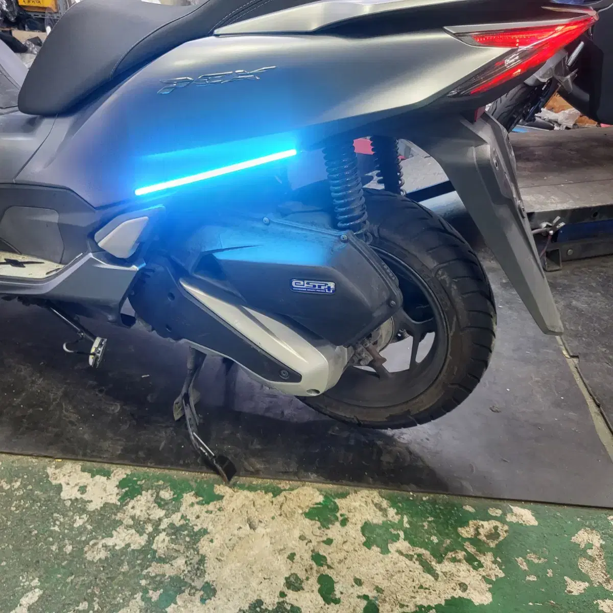 PCX21ABS 중고판매