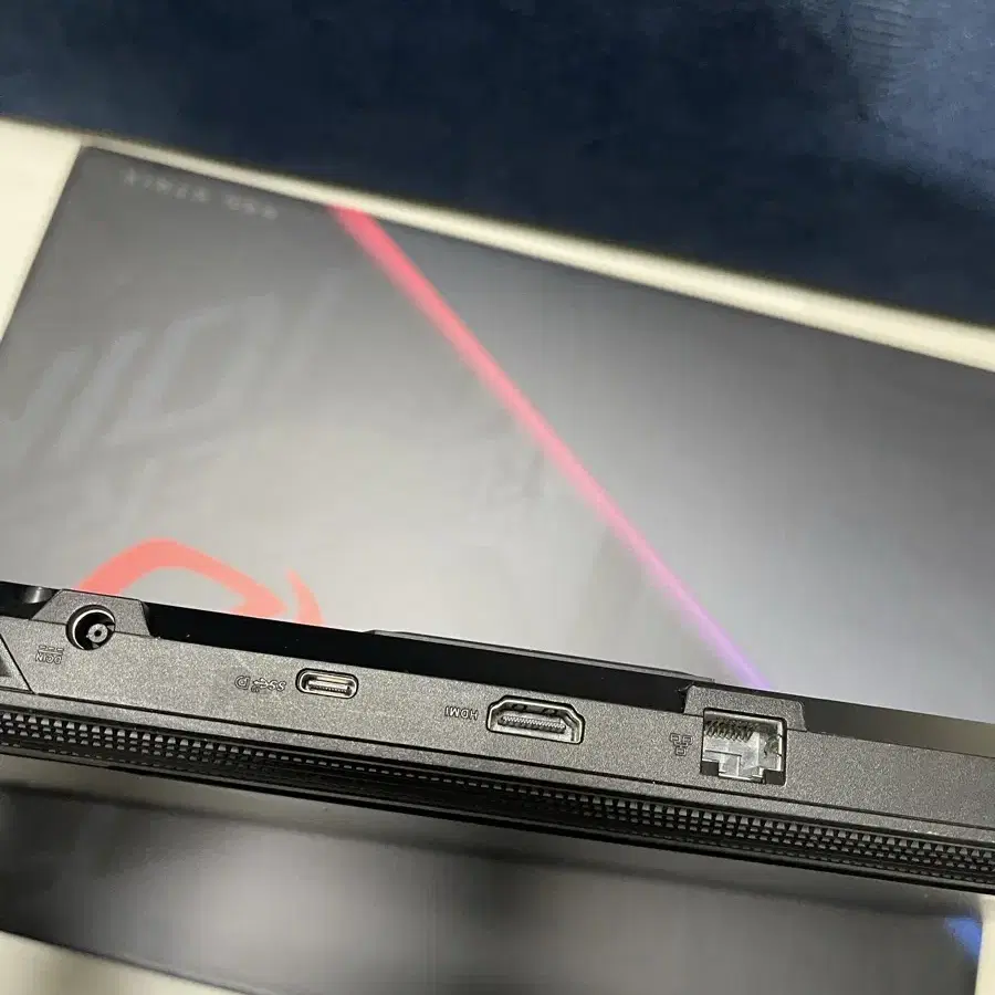 아수스 로그 스트릭스 g712l(asus rog strix g712l)