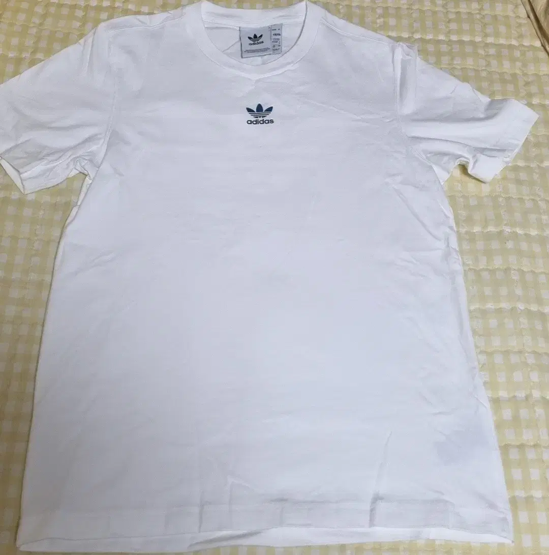 Adidas Wave Tee S White is on sale