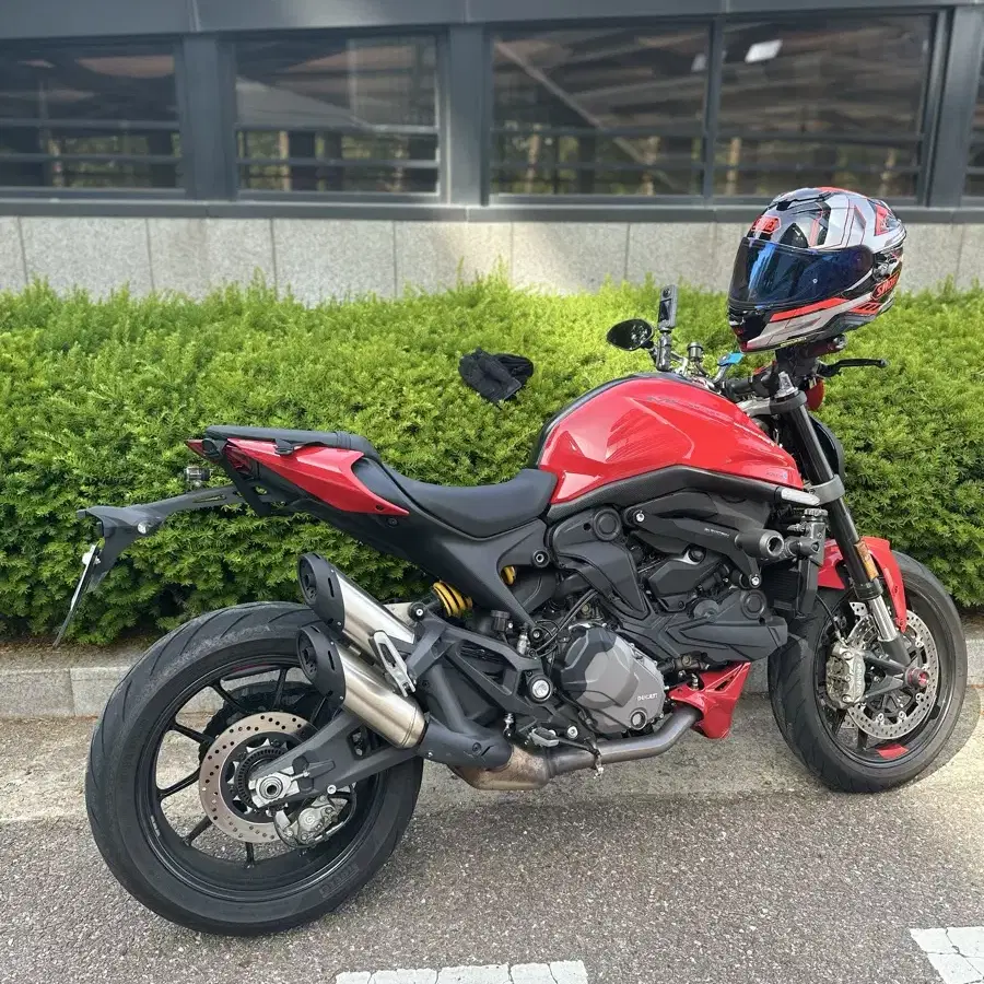 중고 오토바이 Ducati Monster 2021