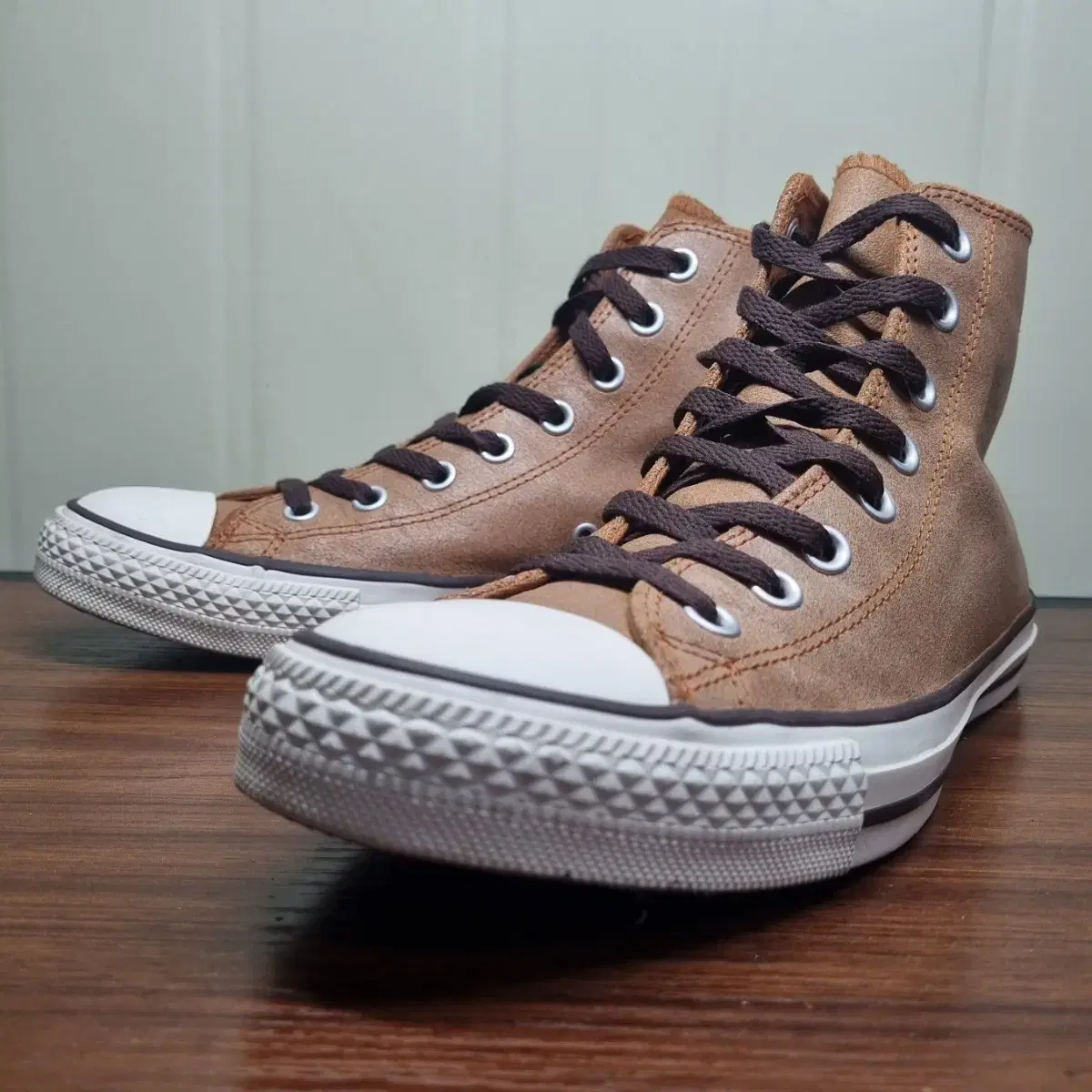 CONVERSE ALL-STAR LEATHER HIGH-TOP SNEAKERS 270