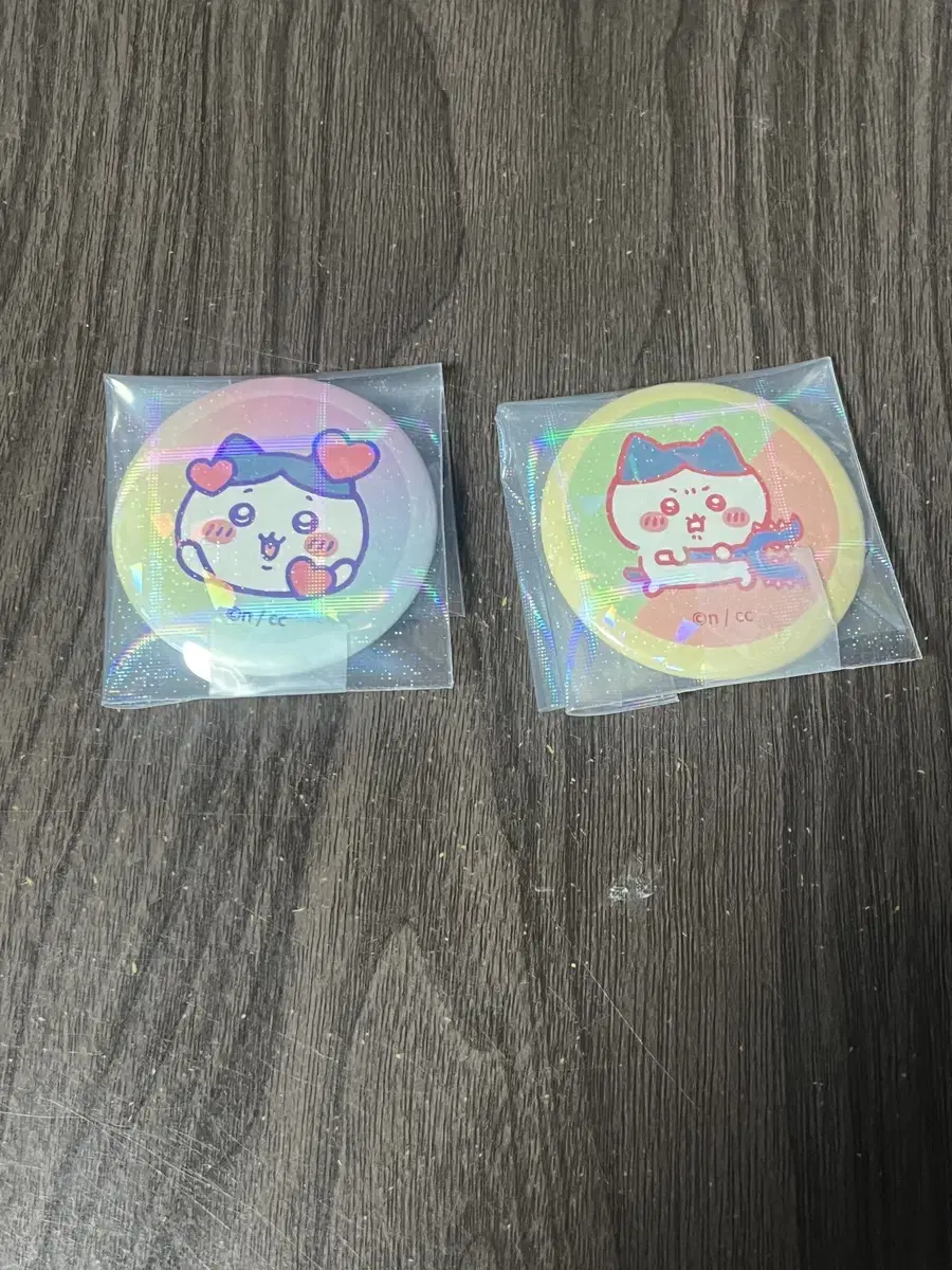 Chiikawa Munjakugi hologram Canbadge