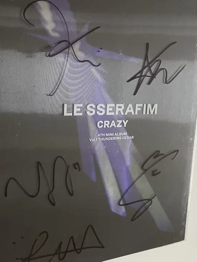 르세라핌 CRAZY 친필싸인앨범 lesserafim