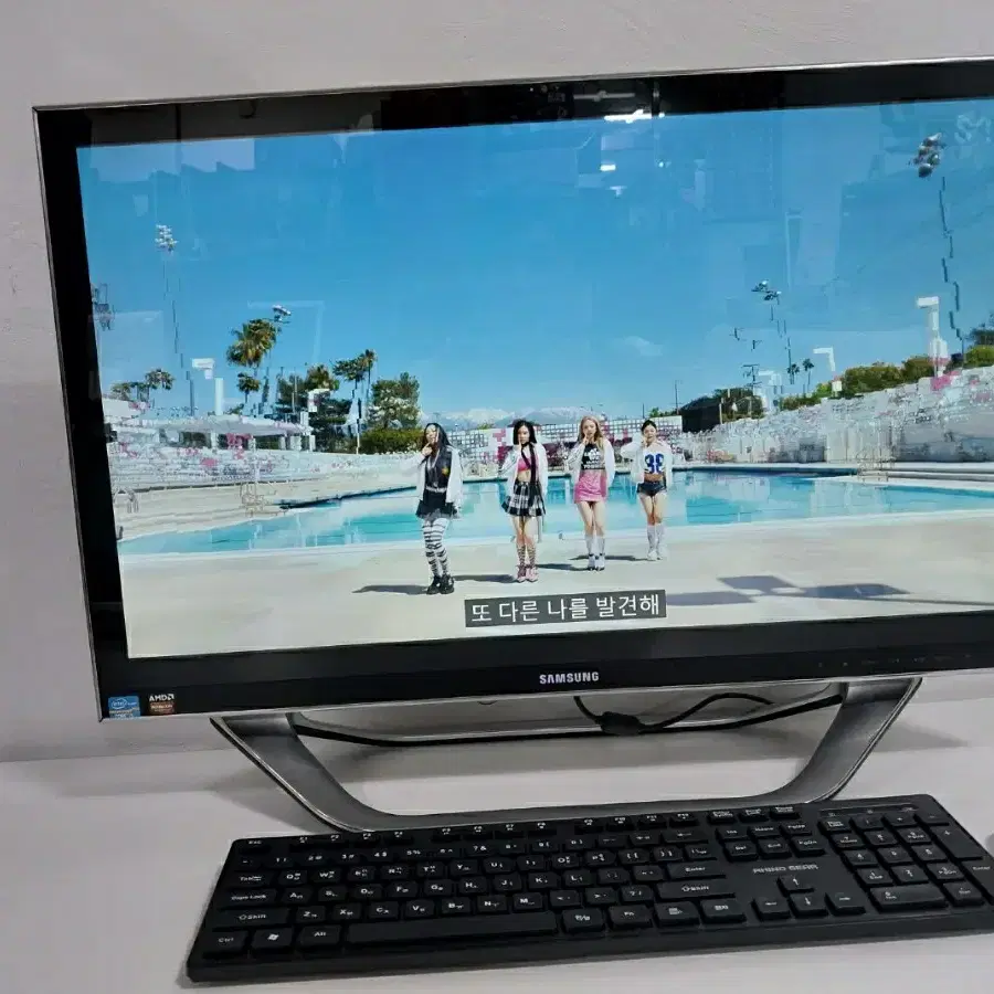 삼성 i5  27인치 대화면 터치스크린 일체형 올인원 PC  롤되요