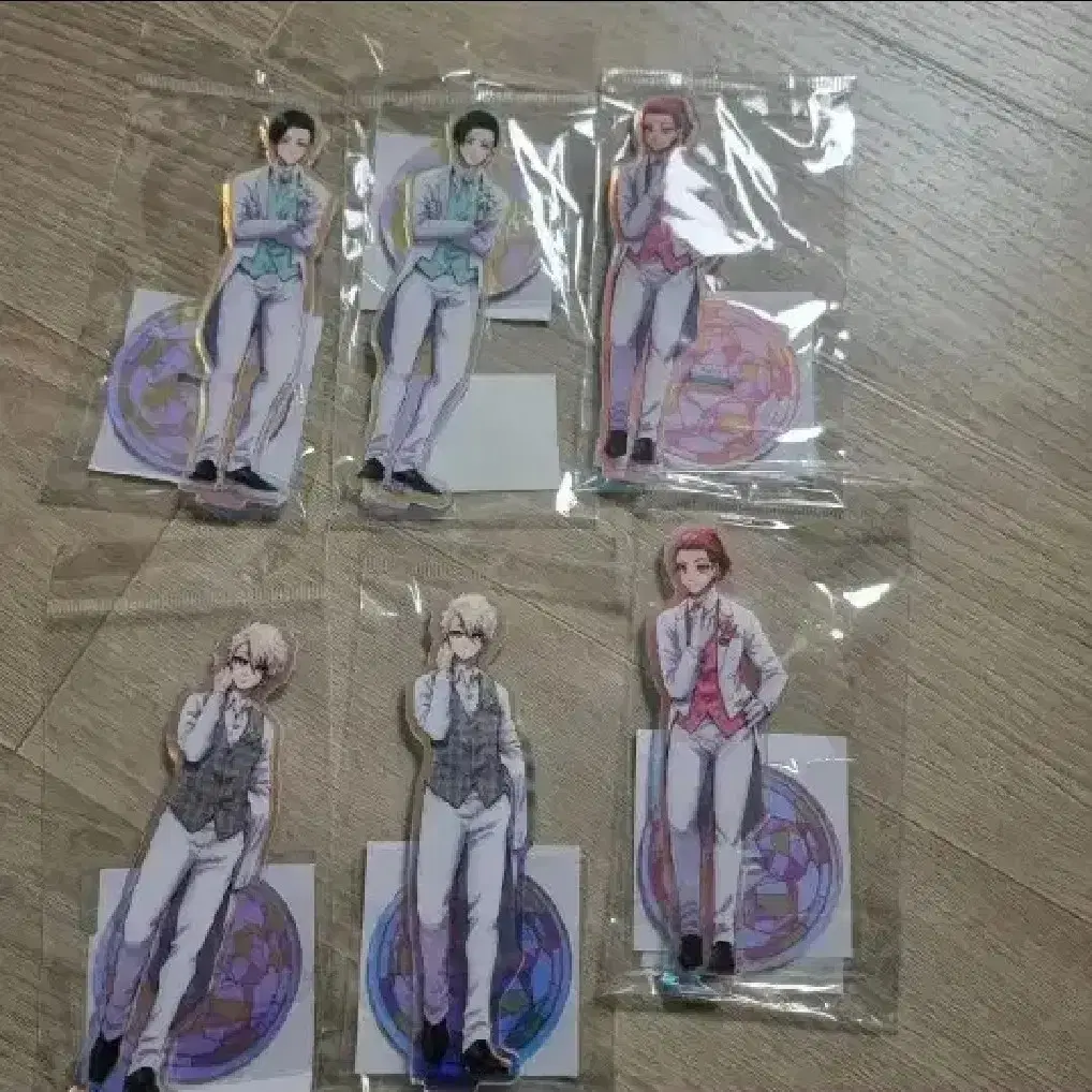 Unsealed)BLUELOCK Wonhwa Jeon Chigiri Acrylic Stand White Suit WTS