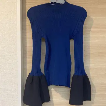 CFCL POTTERY LONG BELL SLEEVE TOP