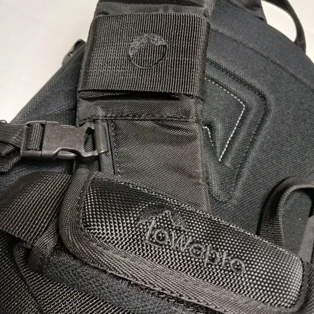 Lowepro 카메라한줄백팩