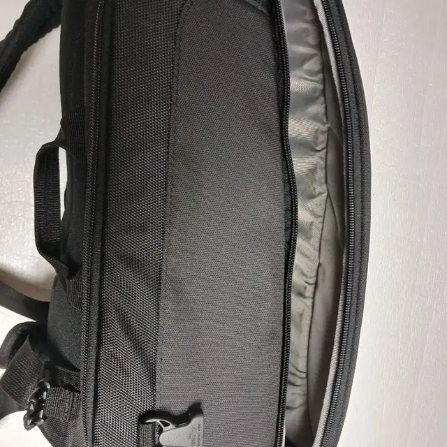 Lowepro 카메라한줄백팩