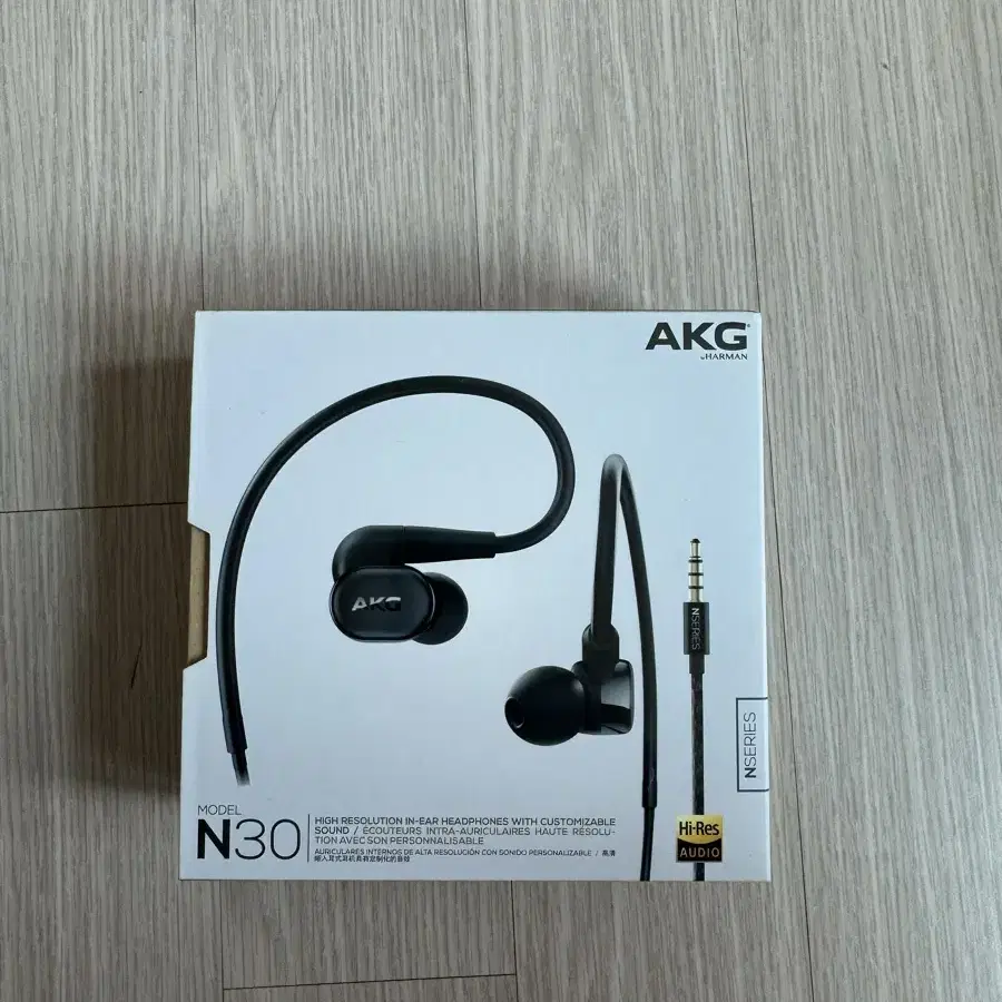 AKG N30