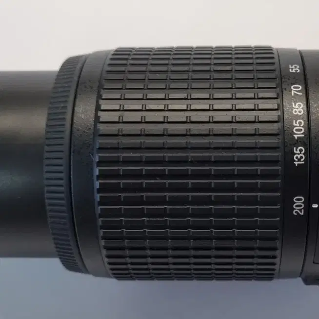 [거래완료]니콘 AF-S 55-200mm ED VR DX 줌렌즈