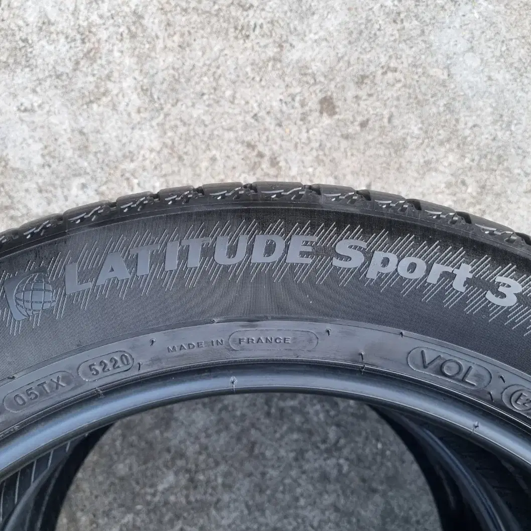 [중고타이어]235/55R19 미쉐린LATITUDE Sport3 2본세트