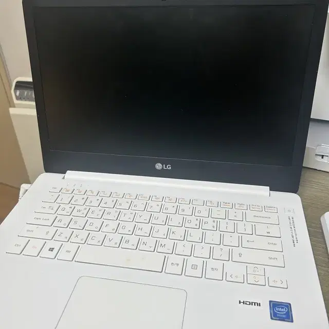 LG14U380 LG울트라 PC 2018출신