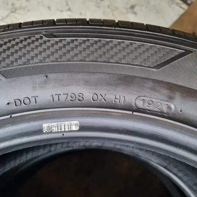 [인천중고타이어] 235/55R19 105V 한국타이어 벤투스S2AS X