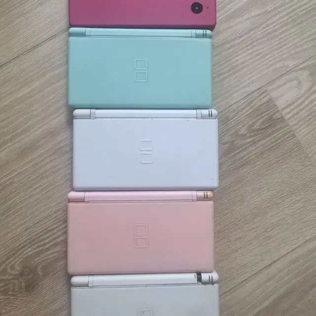 고장난 닌텐도 DS 4대 DSI 1대