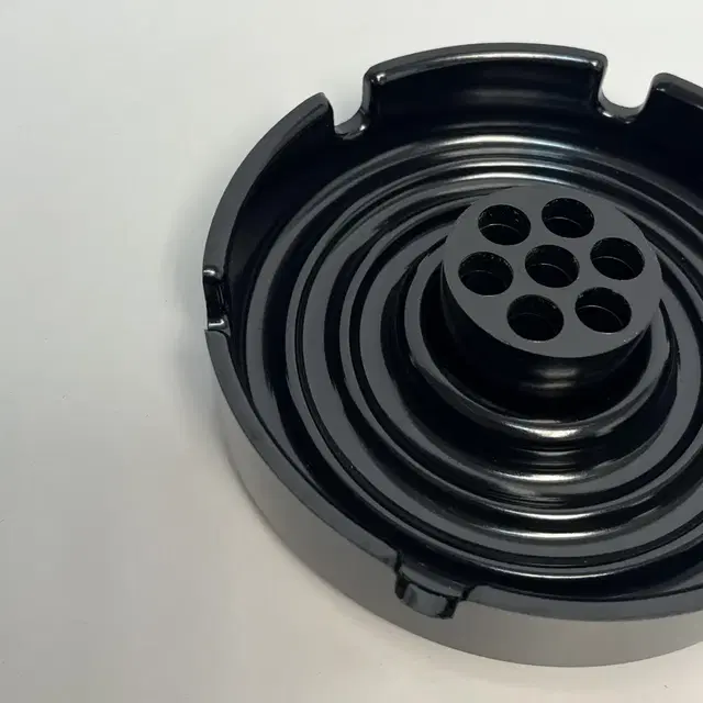 1970 Kartell ashtray