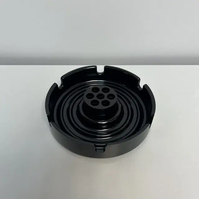 1970 Kartell ashtray