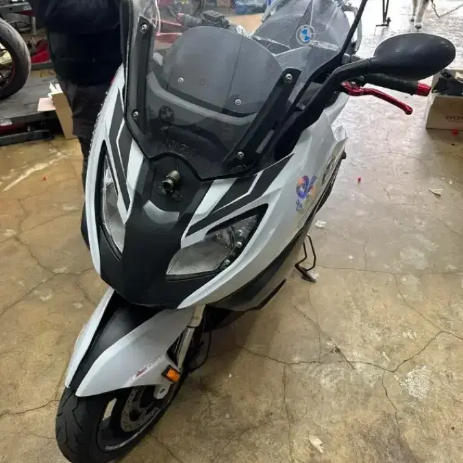 BMW C650판매