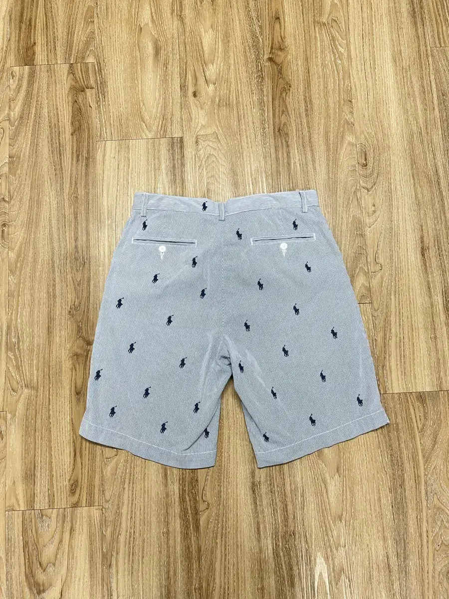 Polo Ralph Lauren Pony Needlework Shorts 32