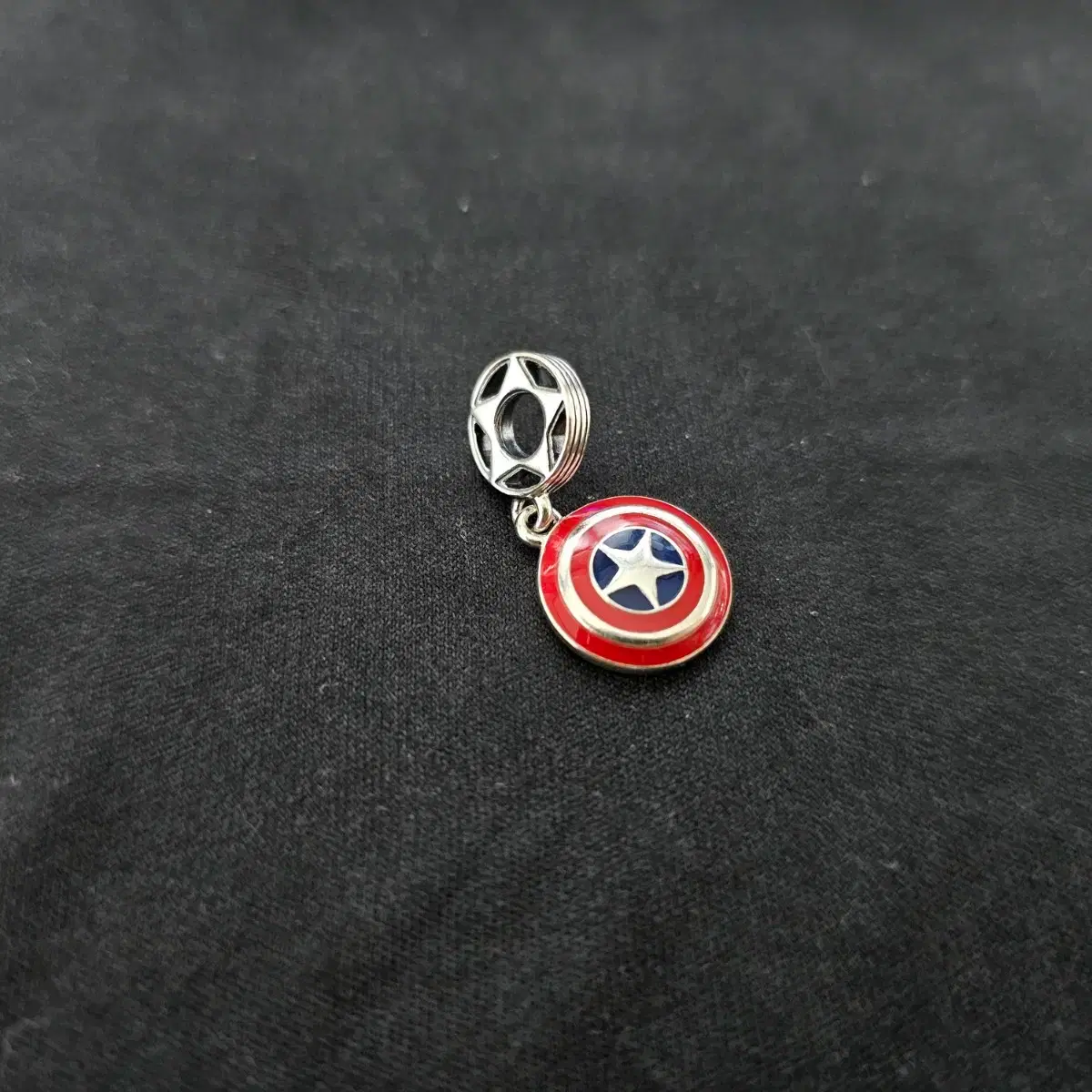Pandora Marvel The Avengers Captain America Shield Dangle Charms