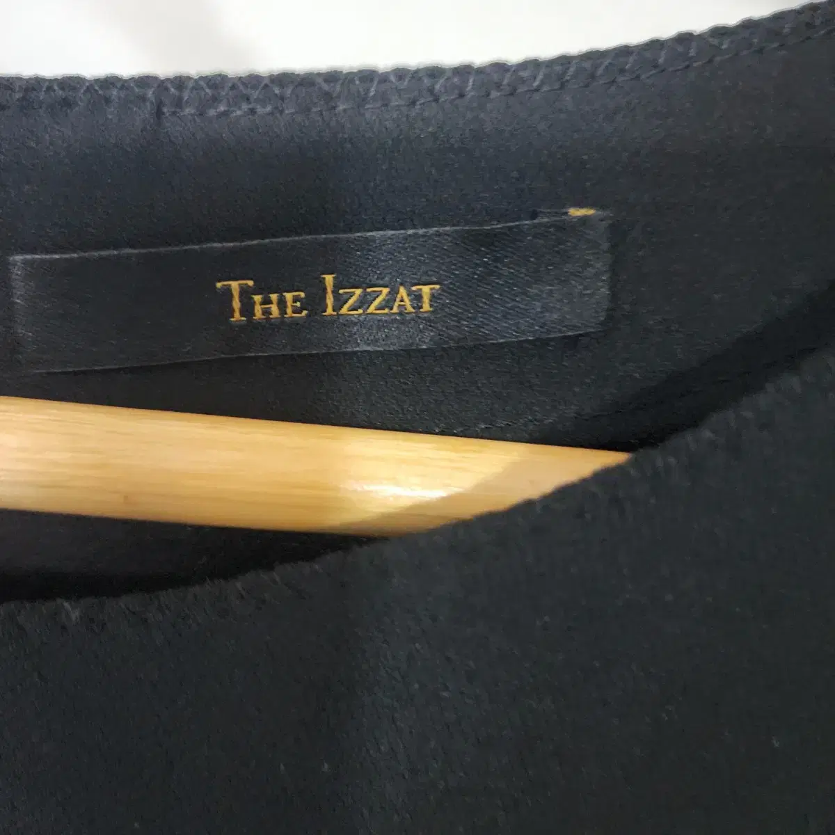 The Izzat 블라우스