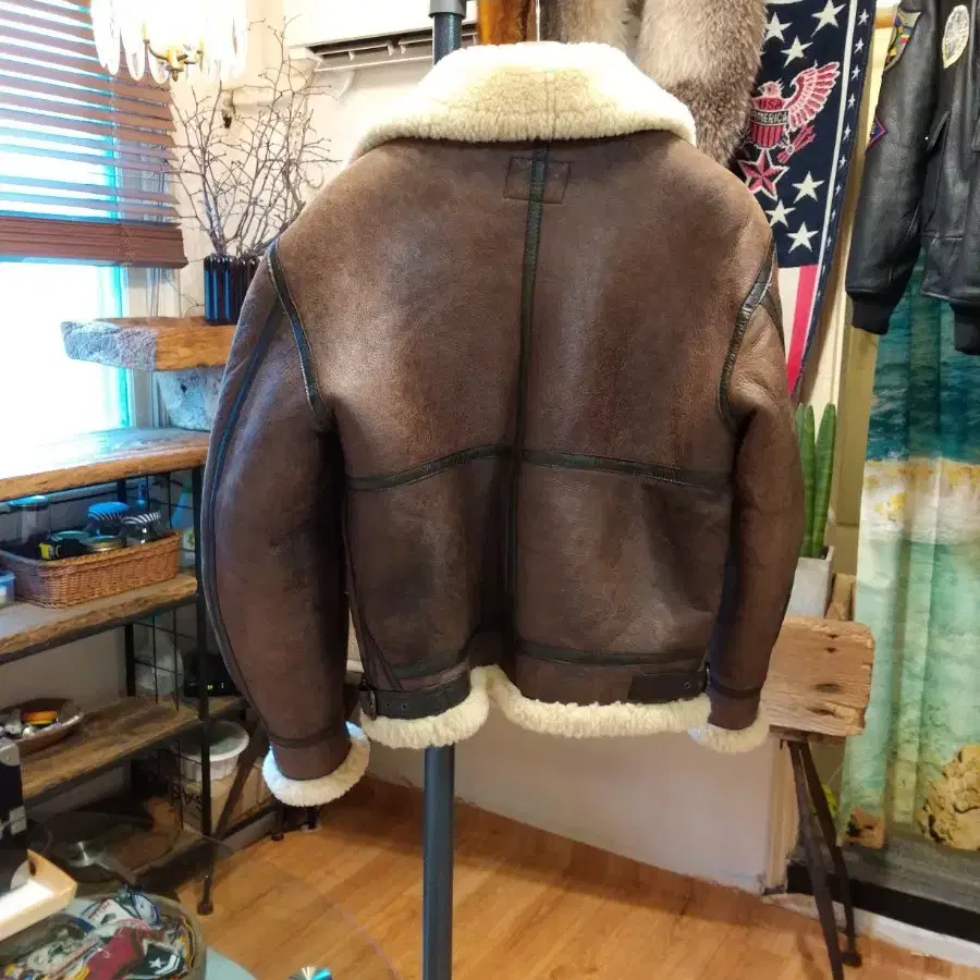 UD Sheepskin B-3 빈티지 리얼항공무스탕  . L