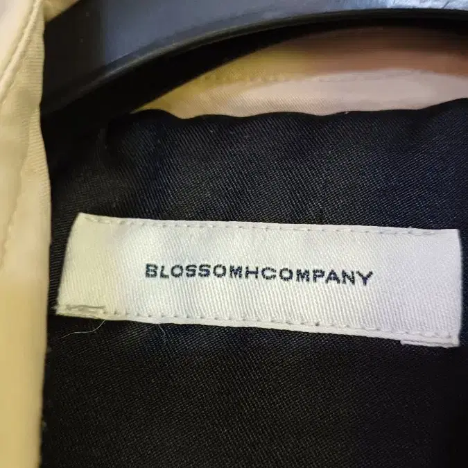 BLOSSOMHCOMPANY 트렌치코트(66)