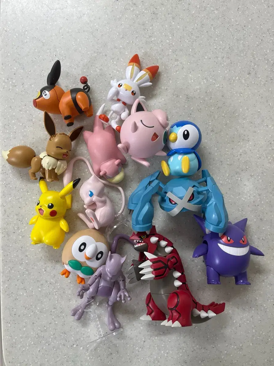 Pokémon plastic model assemblies sold in bulk Poképra PokéQuick