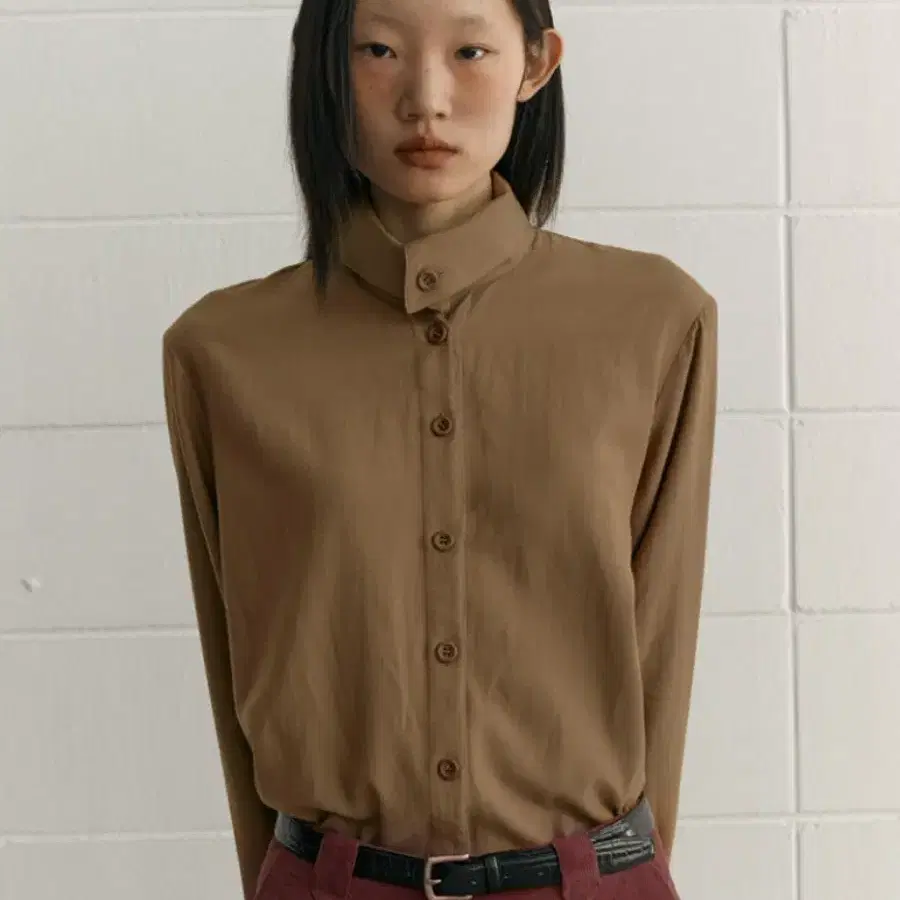 시엔느 New Amber Blouse (Brown)