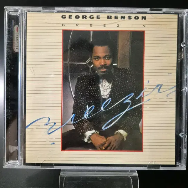 GEORGE BENSON BREEZIN CD