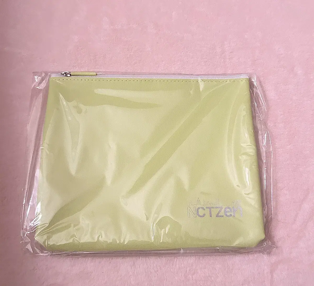 Unsealed) nct 127 Official Multipurpose Travel Pouch Brand New Inner Bag Pocket Bag