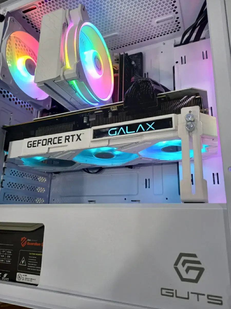 컴퓨터 라이젠7 5700X RTX 3080 10G 램32G