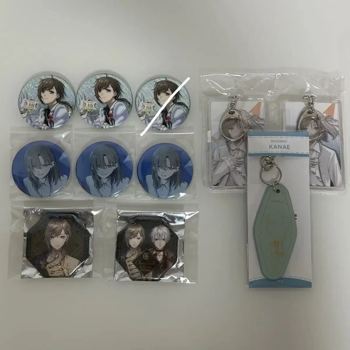 NIJISANJI Kanae Kanbadge keyring 4th Anniversary Yoakashi Kurono and Aimhire