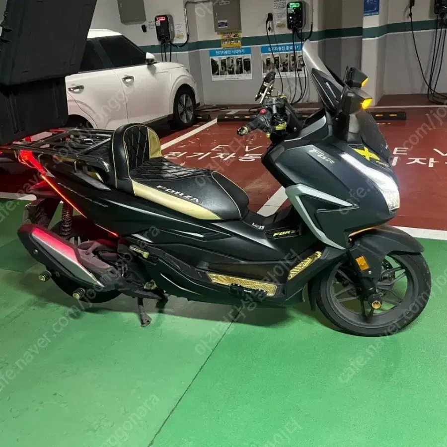 혼다 포르자 350cc 21년식