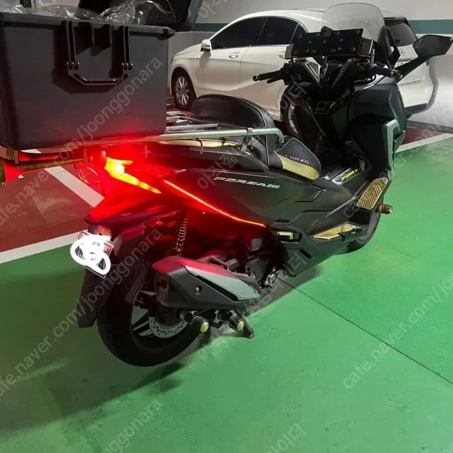 혼다 포르자 350cc 21년식