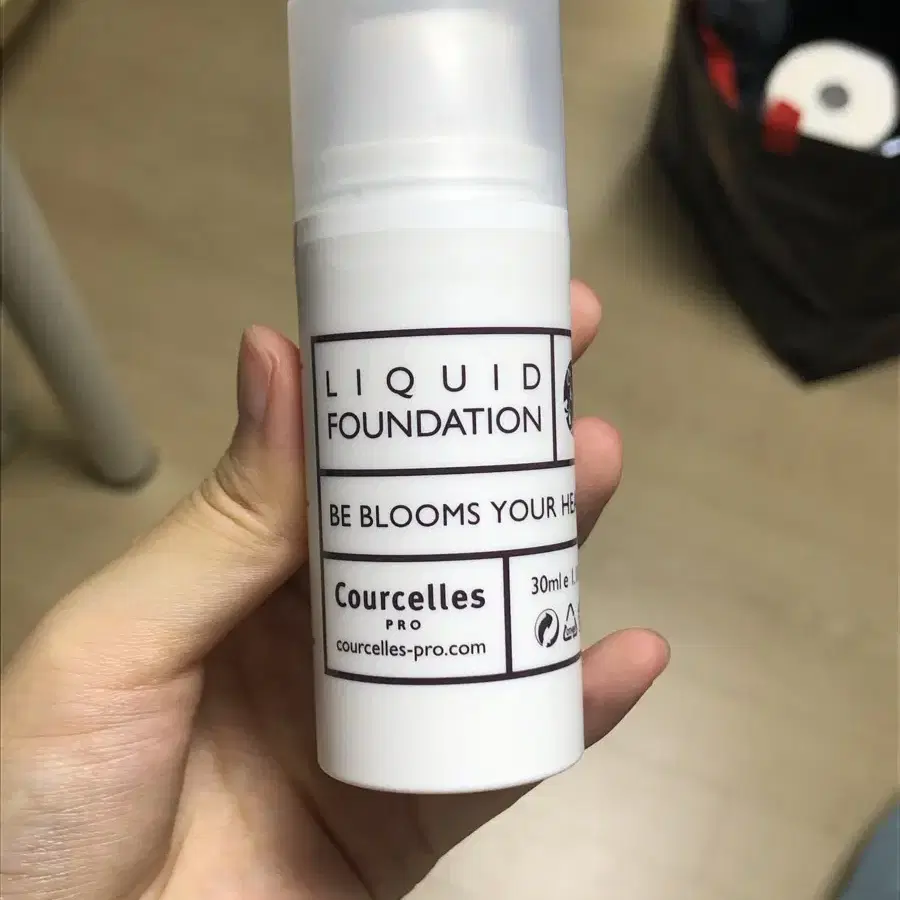 꾸셀 파운데이션 100번 30ml