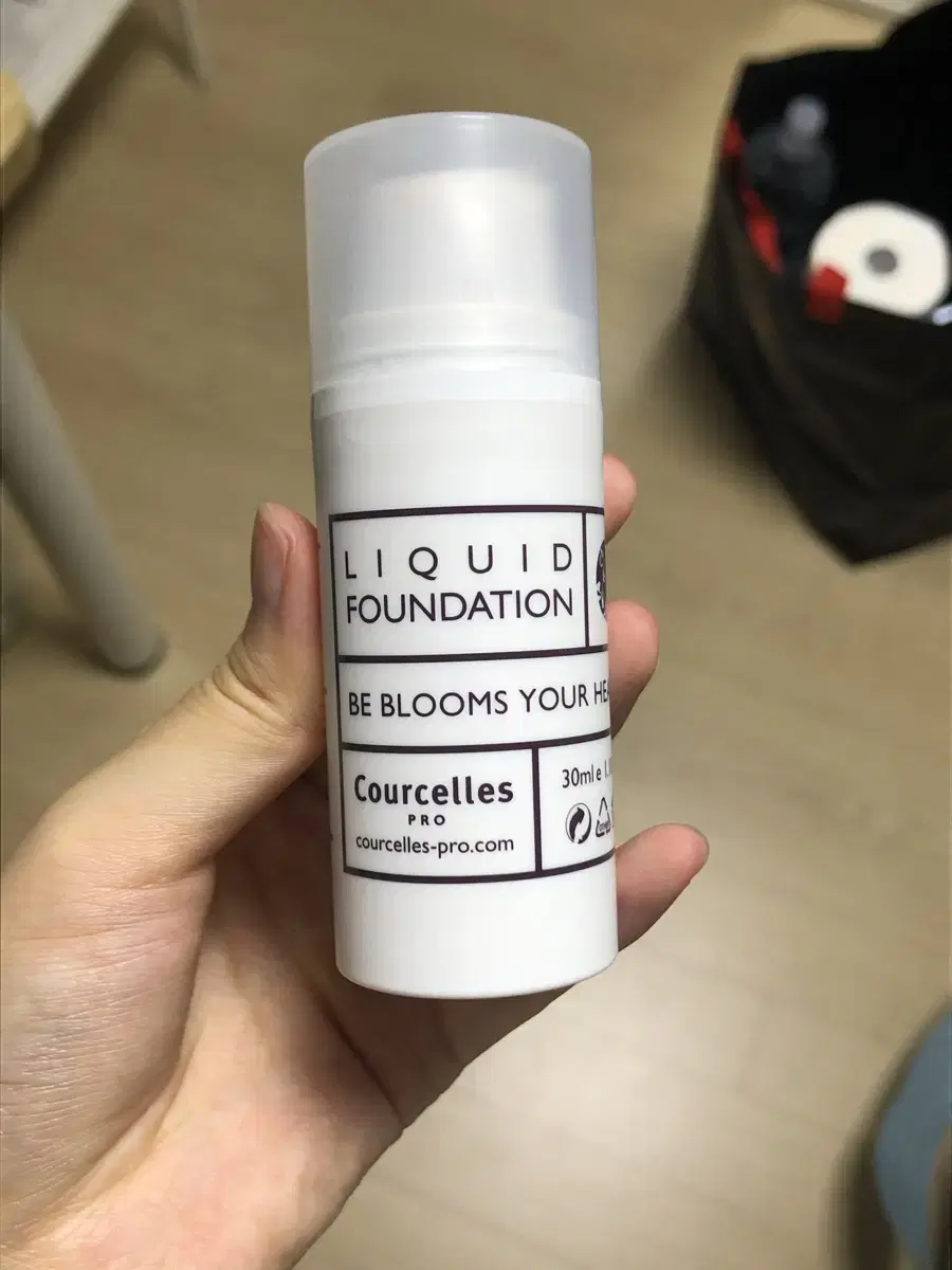 꾸셀 파운데이션 100번 30ml