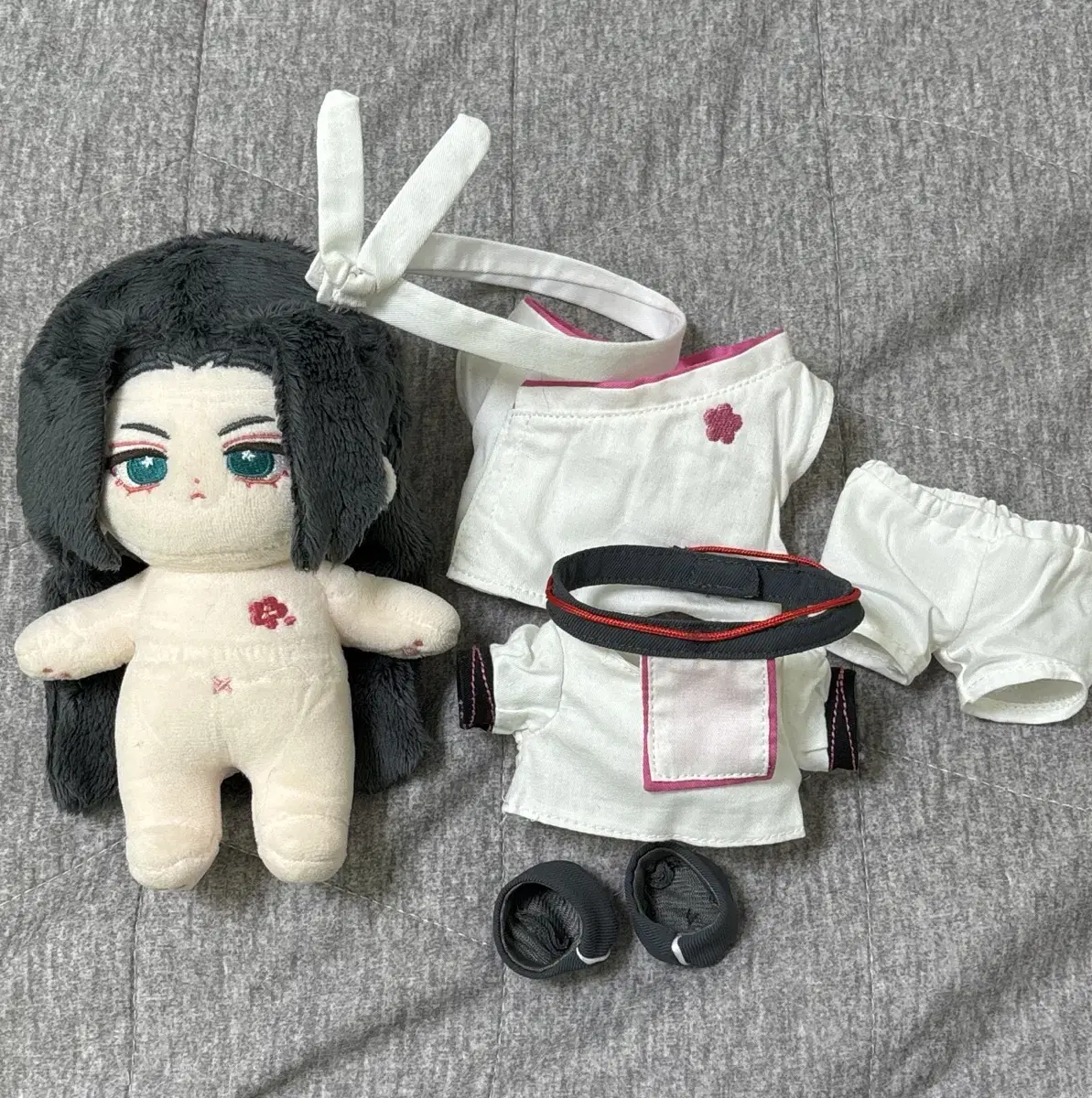 (Bulk) Return of the Blossoming Blade Zigurdong Attribute Somyi Doll, 2nd Disciple Dobok