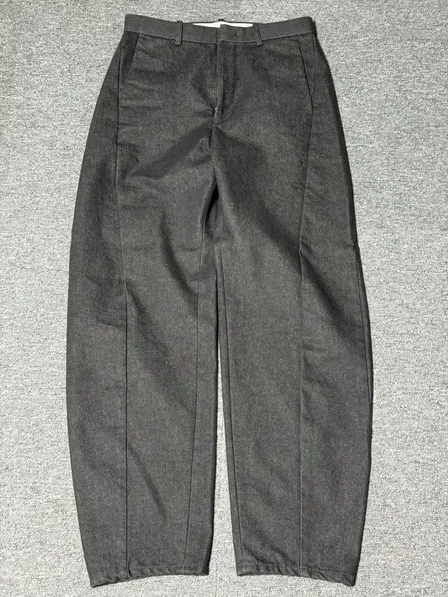 Intimidating Curved Wide Denim Pants Dark Grey S