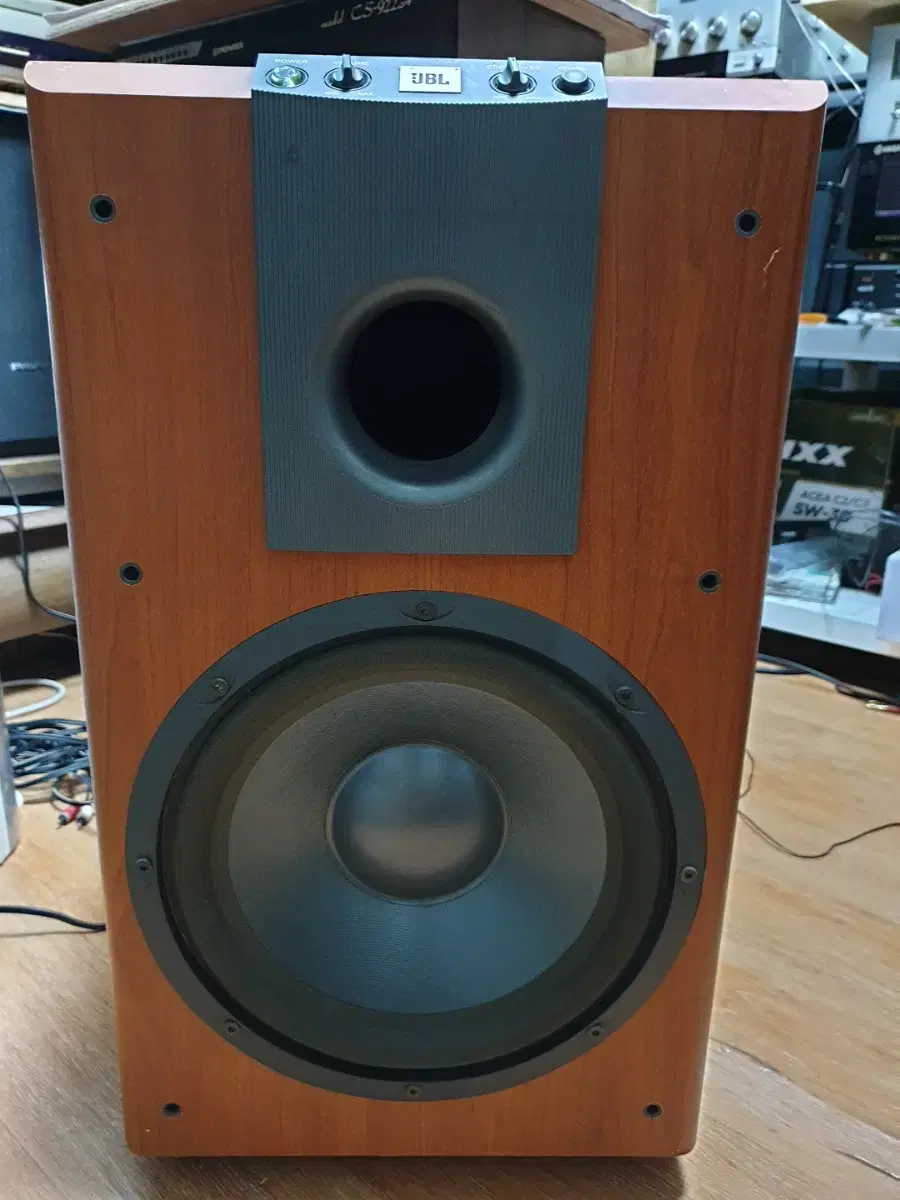 jbl 10인치 서브우퍼 LX2000 SUB