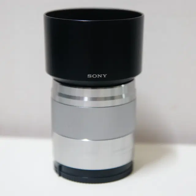 [소니] 여친렌즈 SEL 50mm f1.8 미러리스 렌즈팝니다.21만원