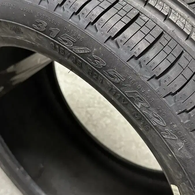 피렐리 315/35R21 111V XLS-Veas 스콜피온 베르데 올시즌